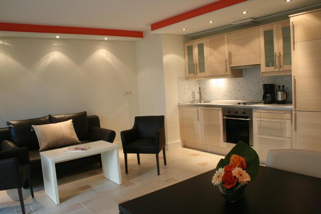 Boutiquehotel La Casa Tuebingen Phòng bức ảnh