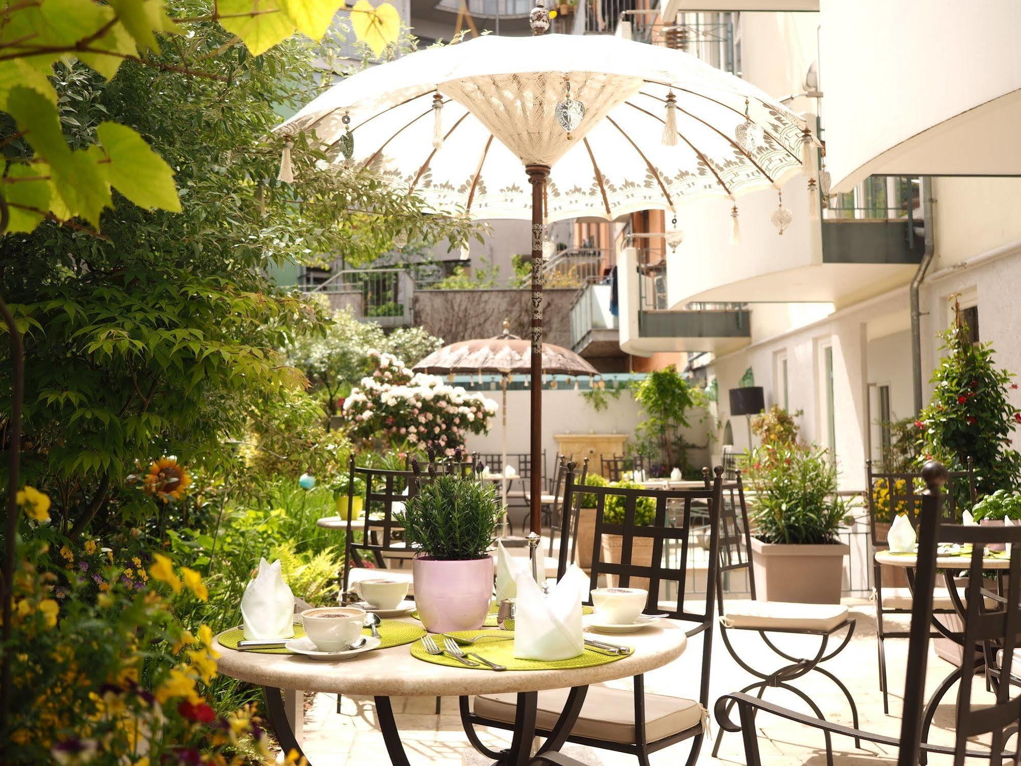 Boutiquehotel La Casa Tuebingen Ngoại thất bức ảnh