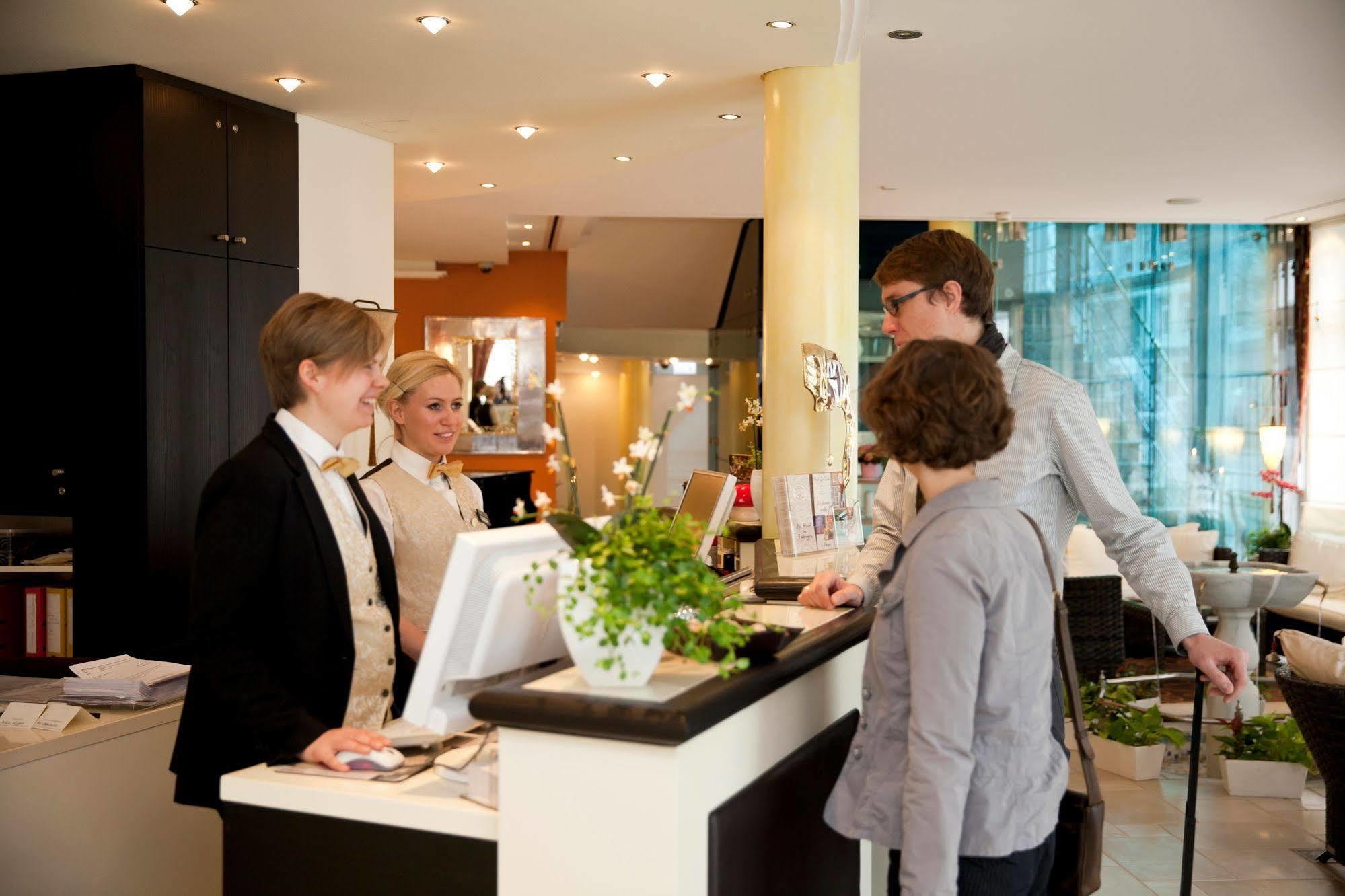 Boutiquehotel La Casa Tuebingen Ngoại thất bức ảnh